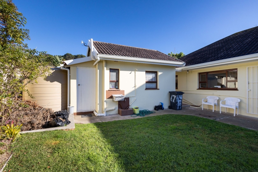 4 Bedroom Property for Sale in Lower Robberg Western Cape